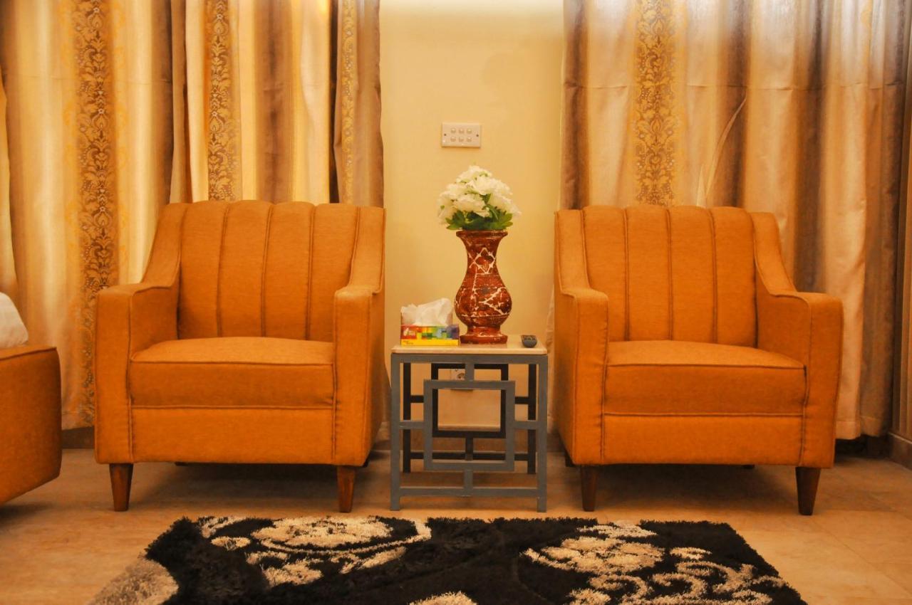 Hotel Blue Moon Residency Islamabad Exterior foto