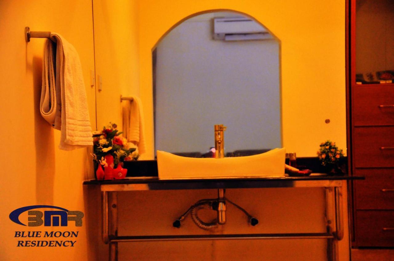Hotel Blue Moon Residency Islamabad Exterior foto