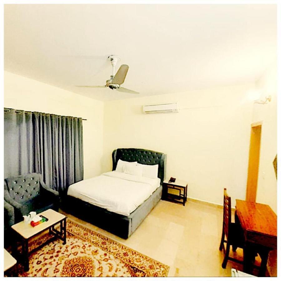 Hotel Blue Moon Residency Islamabad Exterior foto